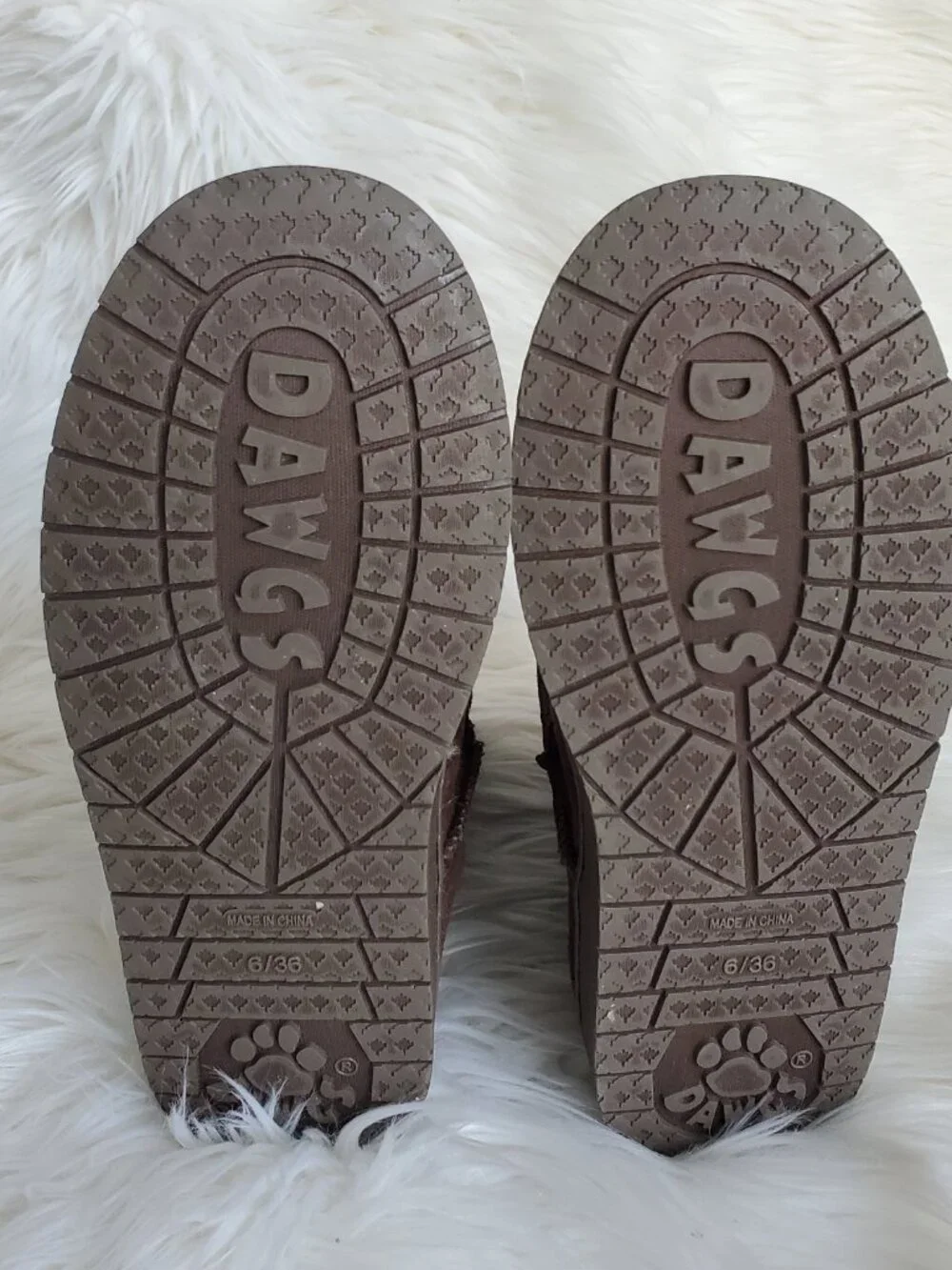 Dawgs Chocolate Faux Suede Microfiber Mid-Calf Boots SZ 6